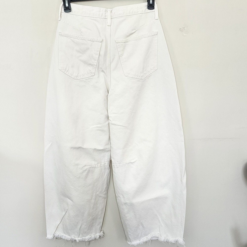 Universal Thread Womens High Rise Curved Leg White Jeans Barrel 6 Coastal Chic - Picture 2 of 7